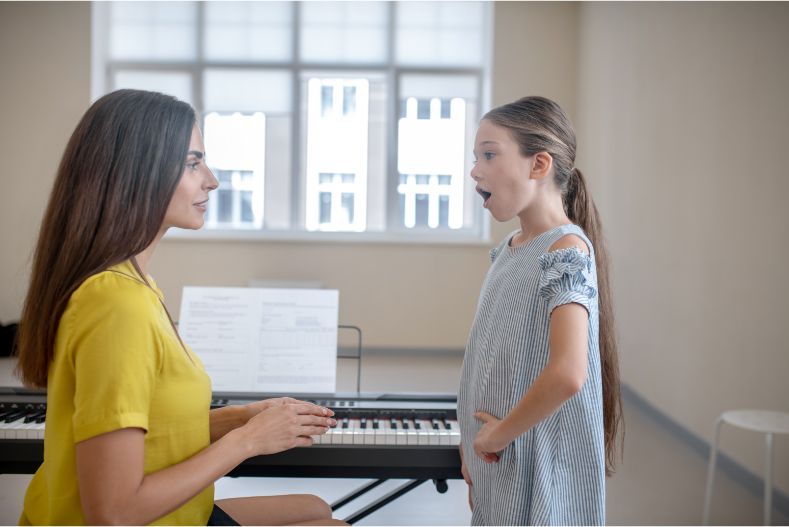 11 Tips to Master Singing Lessons for Beginners
