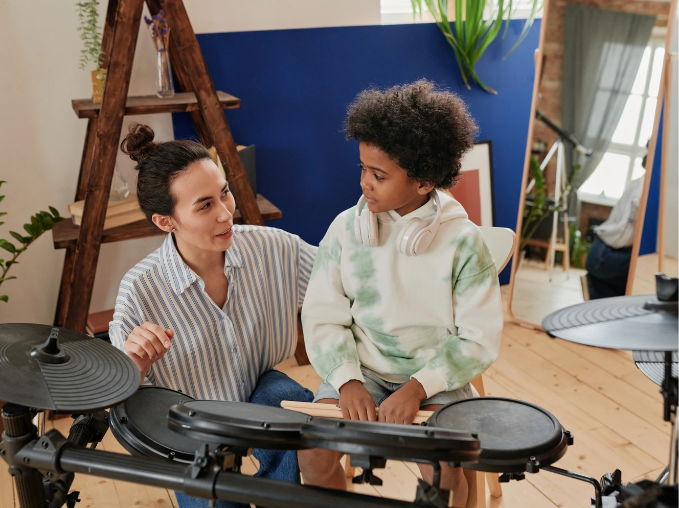 What to Know Before Taking Drum Lessons in California
