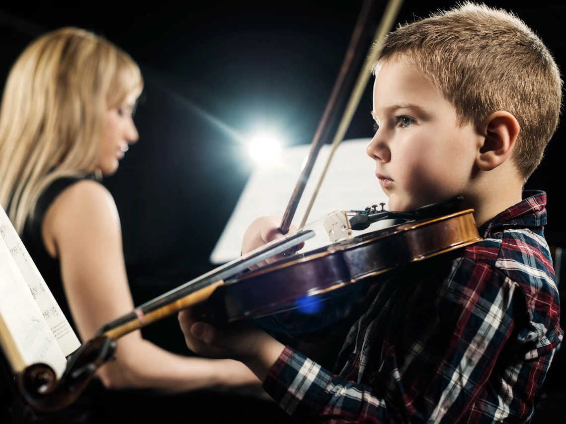 Getting Started with Beginner Violin Lessons in Arizona